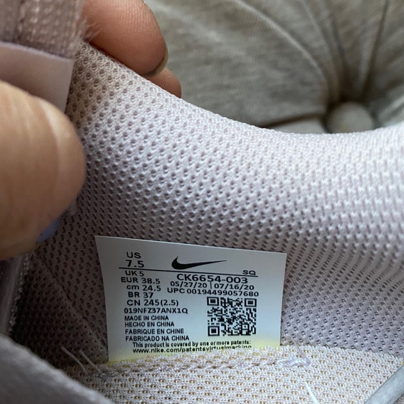 Women’s Dunk Low Disrupt Platinum Violet sz 7.5 - Picture 5 of 7